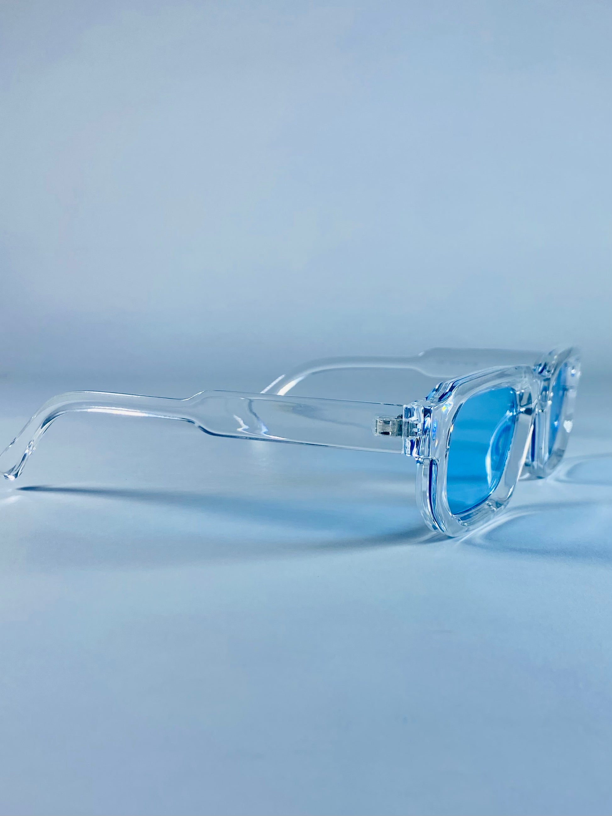 Lunettes de soleil Horus transparent/bleu